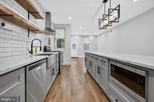 3113 W Montgomery Ave, PHILADELPHIA, PA, 19121-2527 | Card Image