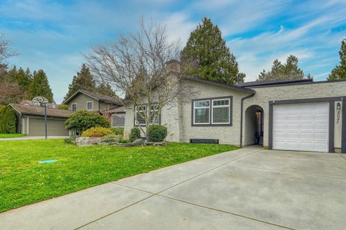 5097 Erin Way, Delta, BC, V4M1K2 | Card Image