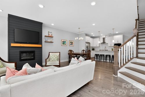 3121 Ada Mill Aly, Charlotte, NC, 28205-2172 | Card Image