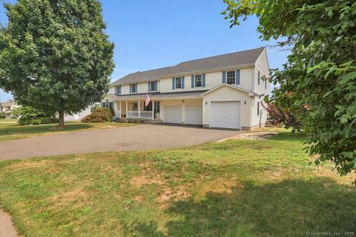 107 Trumbull Ln, South Windsor, CT, 06074-2370 | Card Image