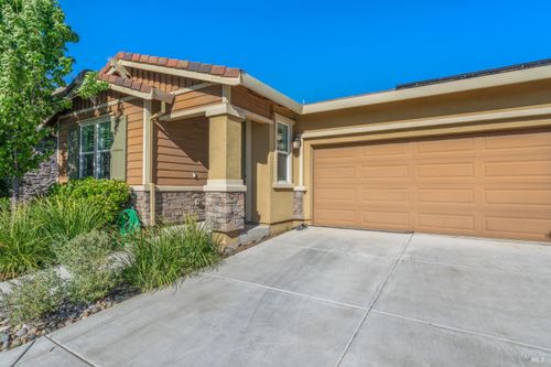 355 Marigold Drive, Vacaville, CA, 95687 | Card Image