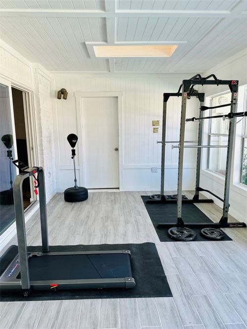 2926 Forest Hills Ln, Richardson, TX, 75080-1543 | Card Image