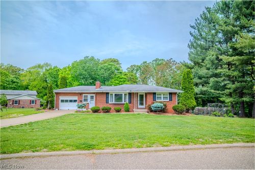 118 Coventry Rd, Marietta, OH, 45750-2625 | Card Image