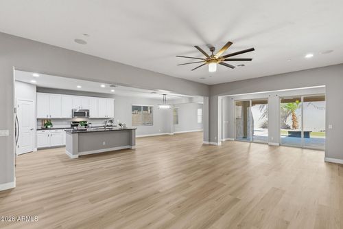 13392 W Creosote Dr, Peoria, AZ, 85383-8213 | Card Image