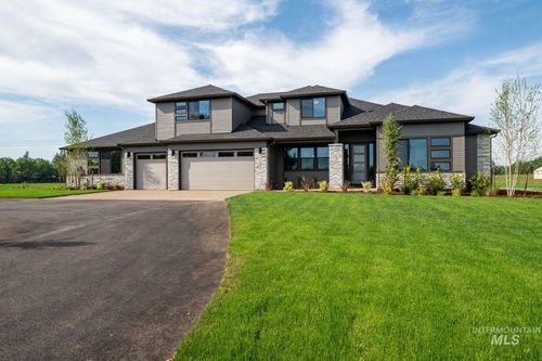 7623 W Flathead Lake St, Eagle, ID, 83616-7785 | Card Image