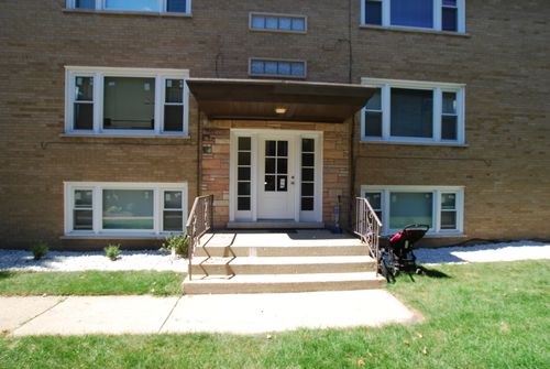 1s-7816 W 26th Street, North Riverside, IL, 60546 | Card Image