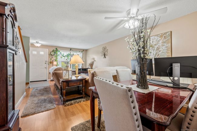 4 - 6 Countryside Ln, Condo with 2 bedrooms, 2 bathrooms and 1 parking in Middletown CT | Image 6