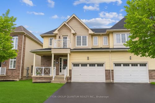 86 Angela Cres, Saint Davids, ON, L0S1J1 | Card Image