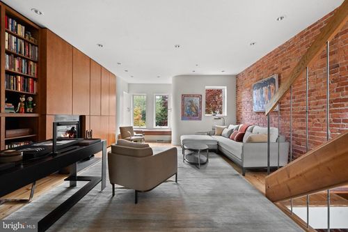 2-1910 Biltmore St Nw, WASHINGTON, DC, 20009-1510 | Card Image