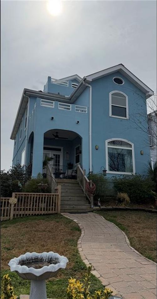 1407 Royal Palm Dr, Slidell, LA, 70458-6212 | Card Image