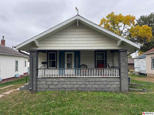 1319 F St, Fairbury, NE, 68352-1623 | Card Image