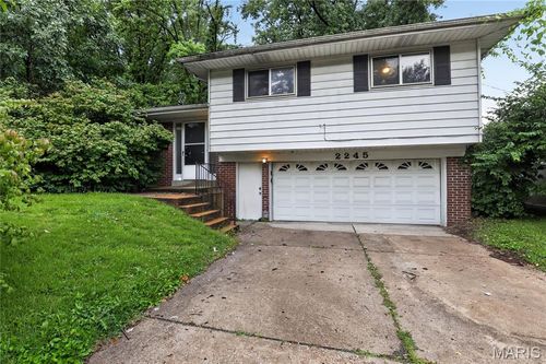 2245 N Elizabeth Avenue, Florissant, MO, 63031 | Card Image