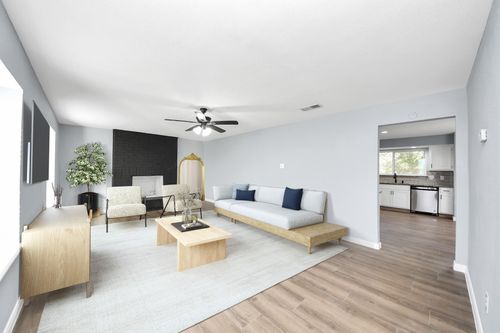 1806 Lacewing Ln, Houston, TX, 77067-2810 | Card Image