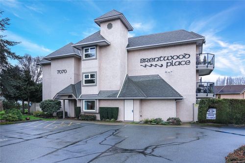 26-7070 W Saanich Rd, Brentwood Bay, BC, V8M1P5 | Card Image
