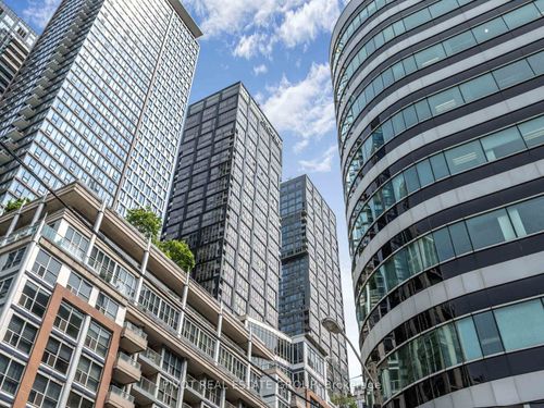 519-35 Mercer St, Toronto, ON, M5V0V1 | Card Image