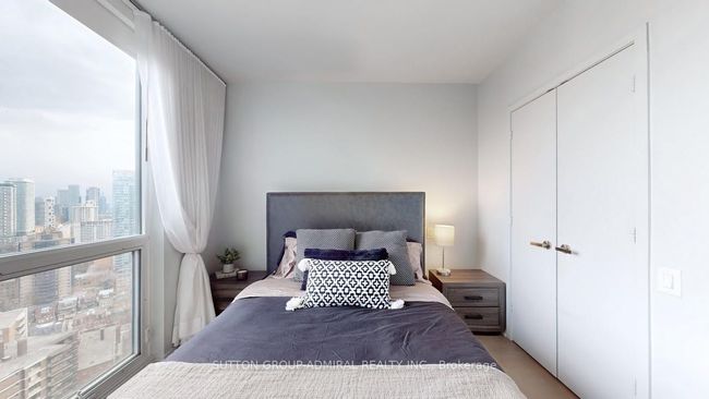 2912 - 45 Charles St E, Condo with 2 bedrooms, 2 bathrooms and 1 parking in Toronto ON | Image 27