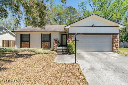 8613 Beechfern Ln E, JACKSONVILLE, FL, 32244-6015 | Card Image
