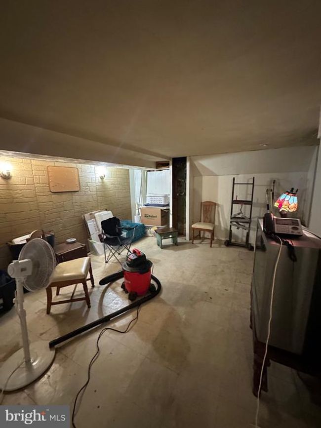 815 Mildred Ave, Townhouse with 3 bedrooms, 2 bathrooms and null parking in DUNDALK MD | Image 21