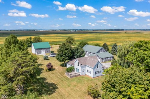 5661 N 700 W, Arlington, IN, 46104-9440 | Card Image