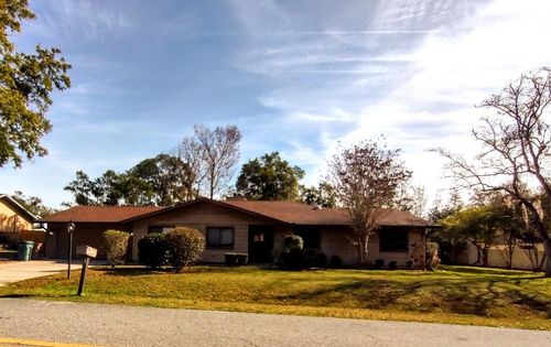 311 Ne 47th Ct, OCALA, FL, 34470-1526 | Card Image