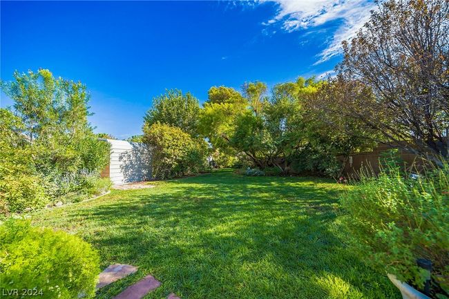 3740 Fox Glen Pkwy, House other with 3 bedrooms, 2 bathrooms and null parking in Las Vegas NV | Image 55