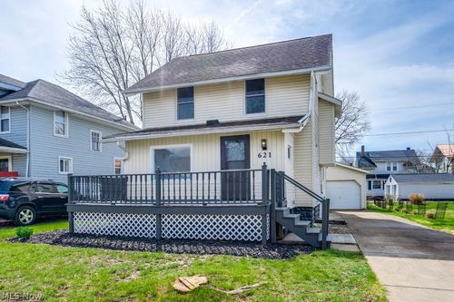 621 Geiger Ave Sw, Massillon, OH, 44647-7840 | Card Image