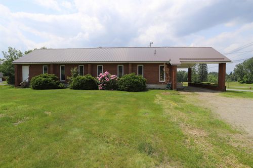 668 Prouty Drive, Derby, VT, 05829 | Card Image