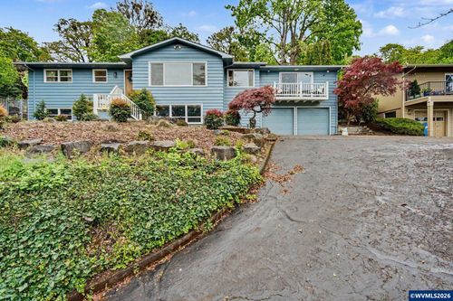 3270 Azalea Dr S, Salem, OR, 97302-5930 | Card Image