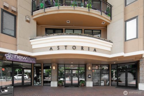 apt-319-10047 Main St, Bellevue, WA, 98004-5317 | Card Image