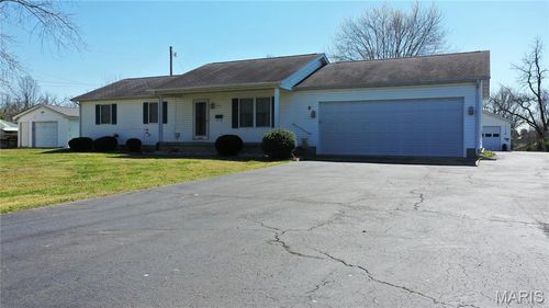 701 E Dent St, Salem, MO, 65560-1743 | Card Image