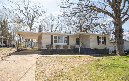 956 Ivadene Dr, Poplar Bluff, MO, 63901-3022 | Card Image