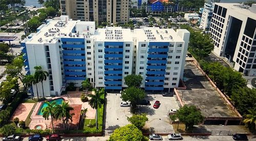 apt-709-5050 Nw 7th St, Miami, FL, 33126-3451 | Card Image