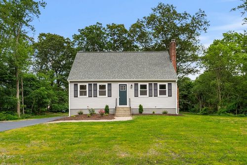 92 Melody Dr, Attleboro, MA, 02703-3412 | Card Image