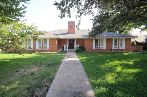 3210 Colonel Cir, Garland, TX, 75043-1301 | Card Image