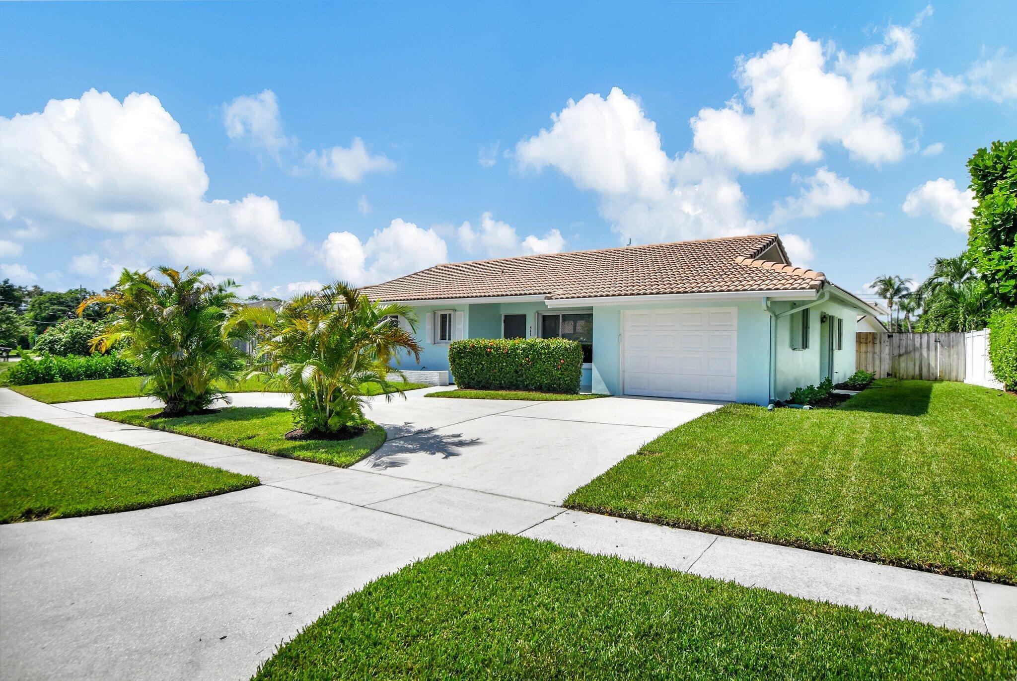 13th Dr, Boca Raton, FL 33486