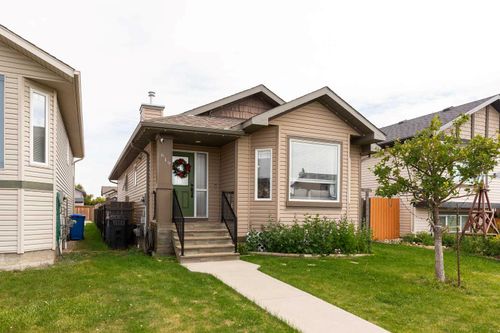 619 Florence Ho Leong Cres N, Lethbridge, AB, T1H5M6 | Card Image