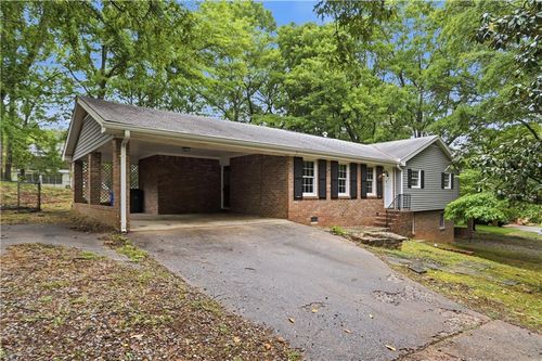 170 Laurien St, fayetteville, GA, 30214-2153 | Card Image
