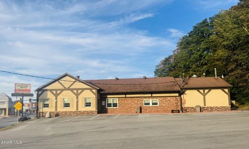 7563 Admiral Peary Hwy, Cresson, PA, 16630-1082 | Card Image
