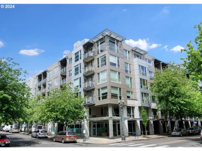 302 - 1125 Nw 9 Th Ave, Condo with 2 bedrooms, 2 bathrooms and 1 parking in Portland OR | Image 1