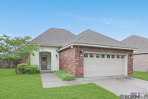 38314 Brown Rd, Prairieville, LA, 70769-3983 | Card Image