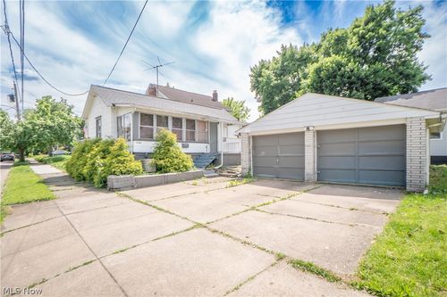 1136 Beardsley St, Akron, OH, 44301-1818 | Card Image