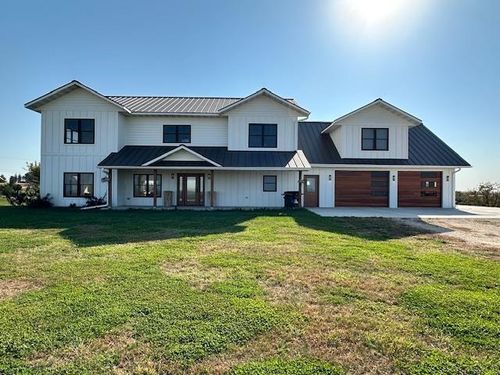 2183 Waterview Ln, Lansing, IA, 52151-7698 | Card Image