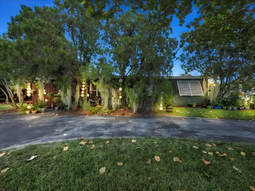5737 Basil Dr, West Palm Beach, FL, 33415-7015 | Card Image