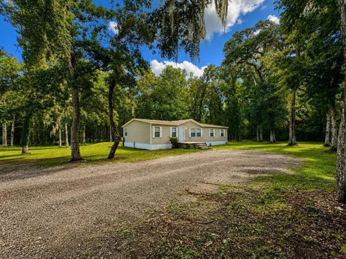 13539 Citrus Way, BROOKSVILLE, FL, 34601-8617 | Card Image