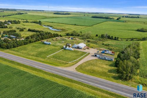 46967 Sd Highway 46, Beresford, SD, 57004-6211 | Card Image