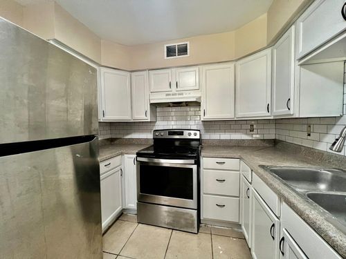 1207 Milam St, Liberty, TX, 77575-3523 | Card Image