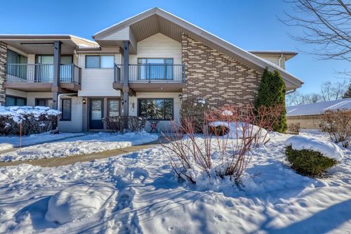 W176N9734 Riversbend Cir East, Germantown, WI, 53022 | Card Image