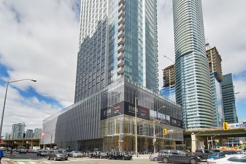 3712-10 York St, Toronto, ON, M5J0E1 | Card Image