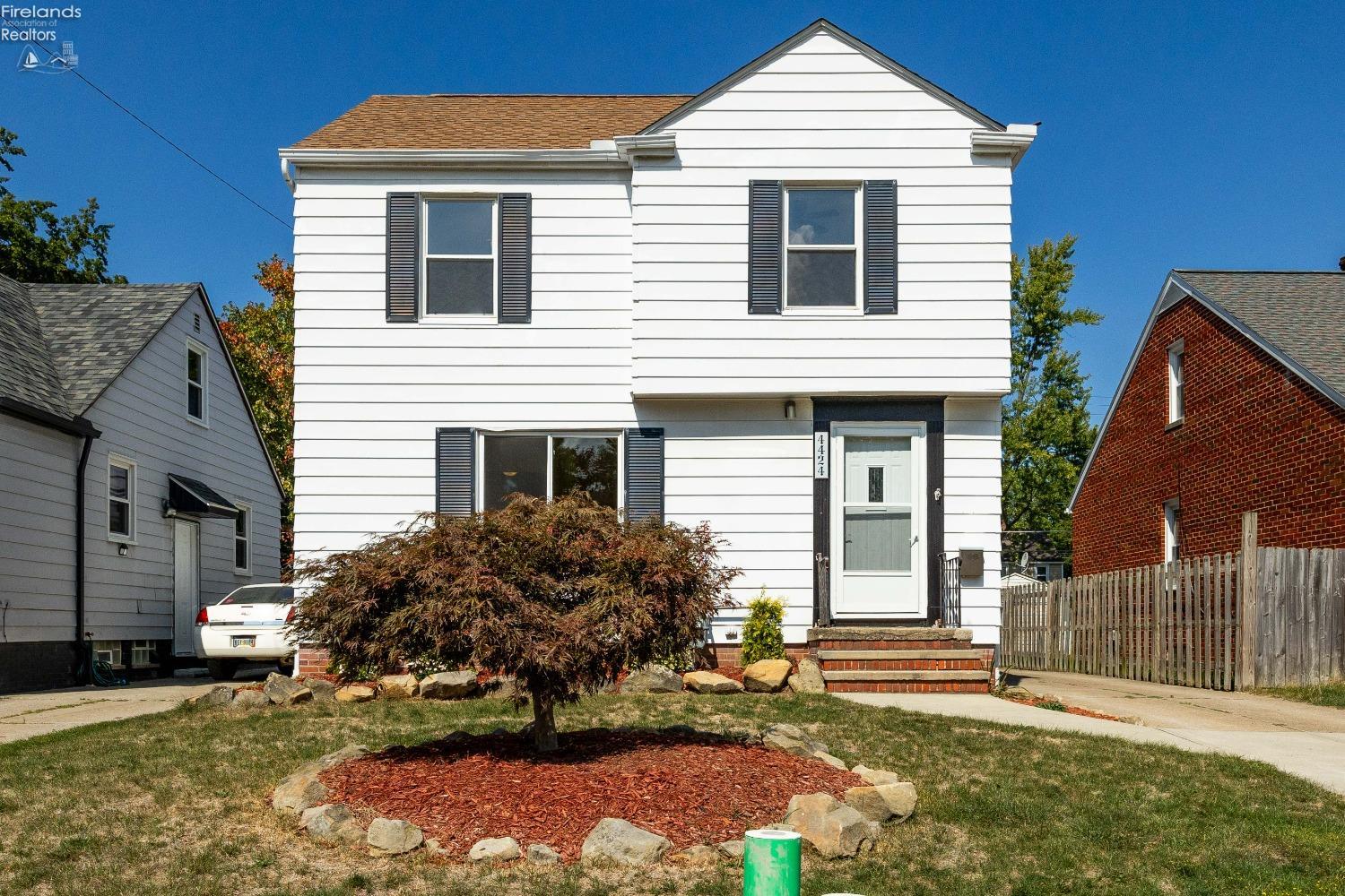 Krueger Ave, Parma, OH 44134