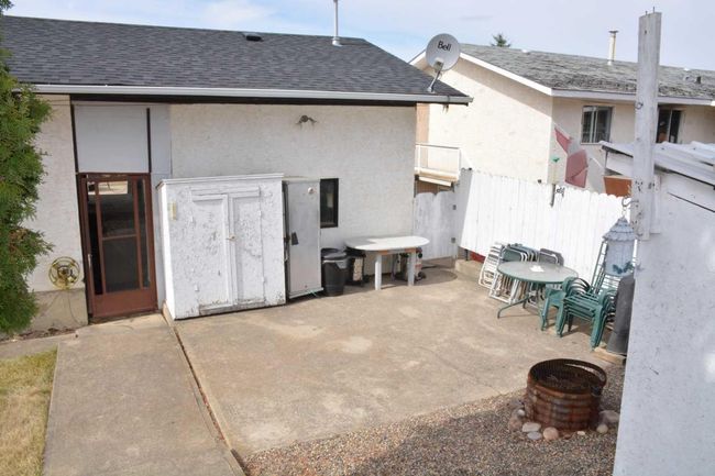 7113 99 St, House other with 3 bedrooms, 2 bathrooms and 4 parking in Peace River AB | Image 27
